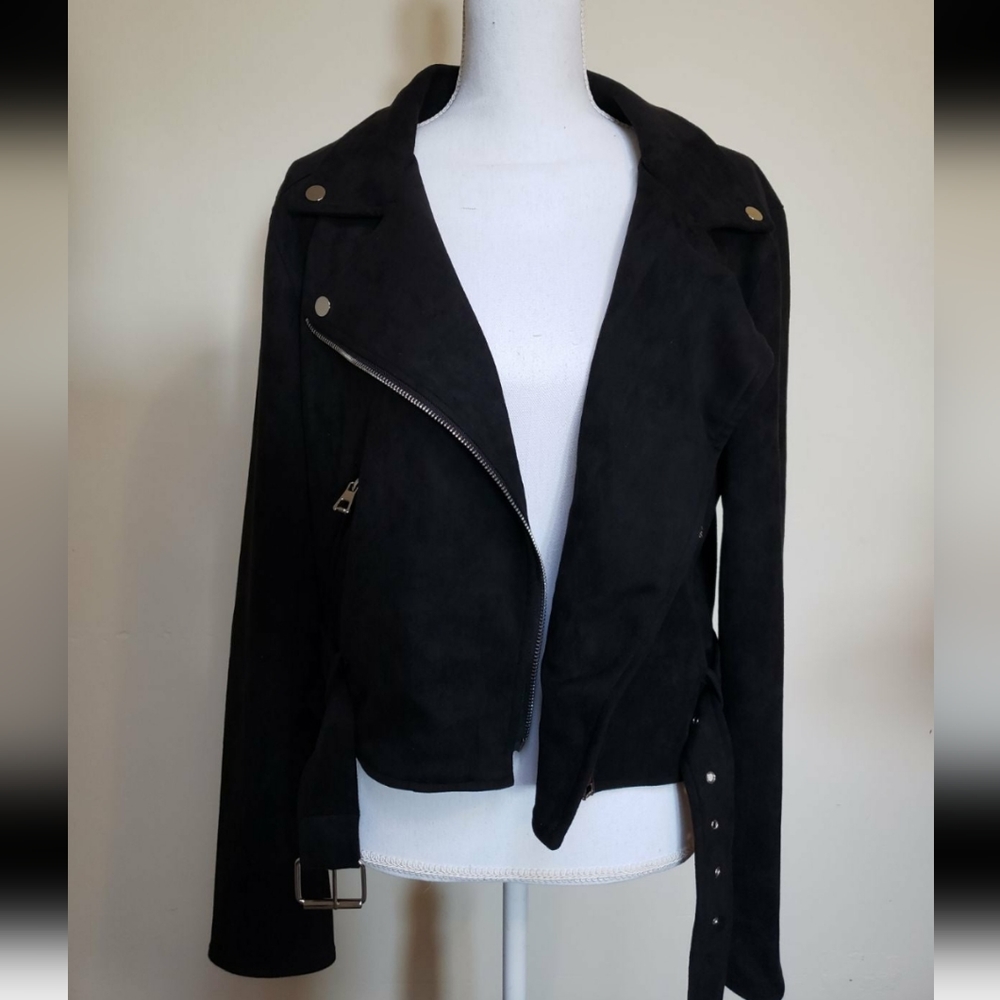 PRETTYLITTLETHING biker jacket